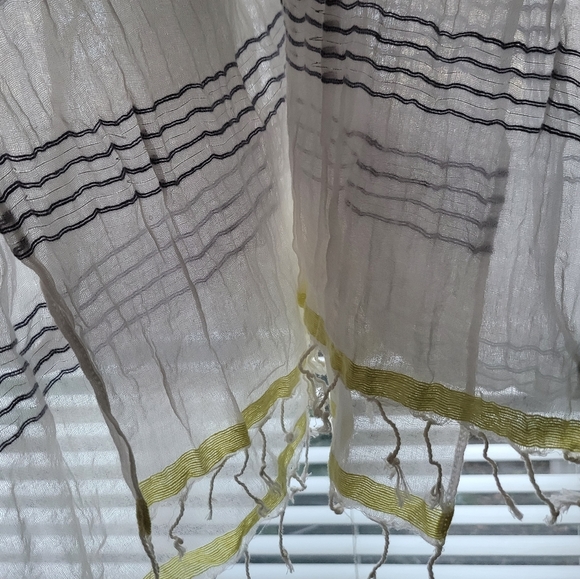 Lightweight Scarf | blue, yellow, white - Picture 4 of 10